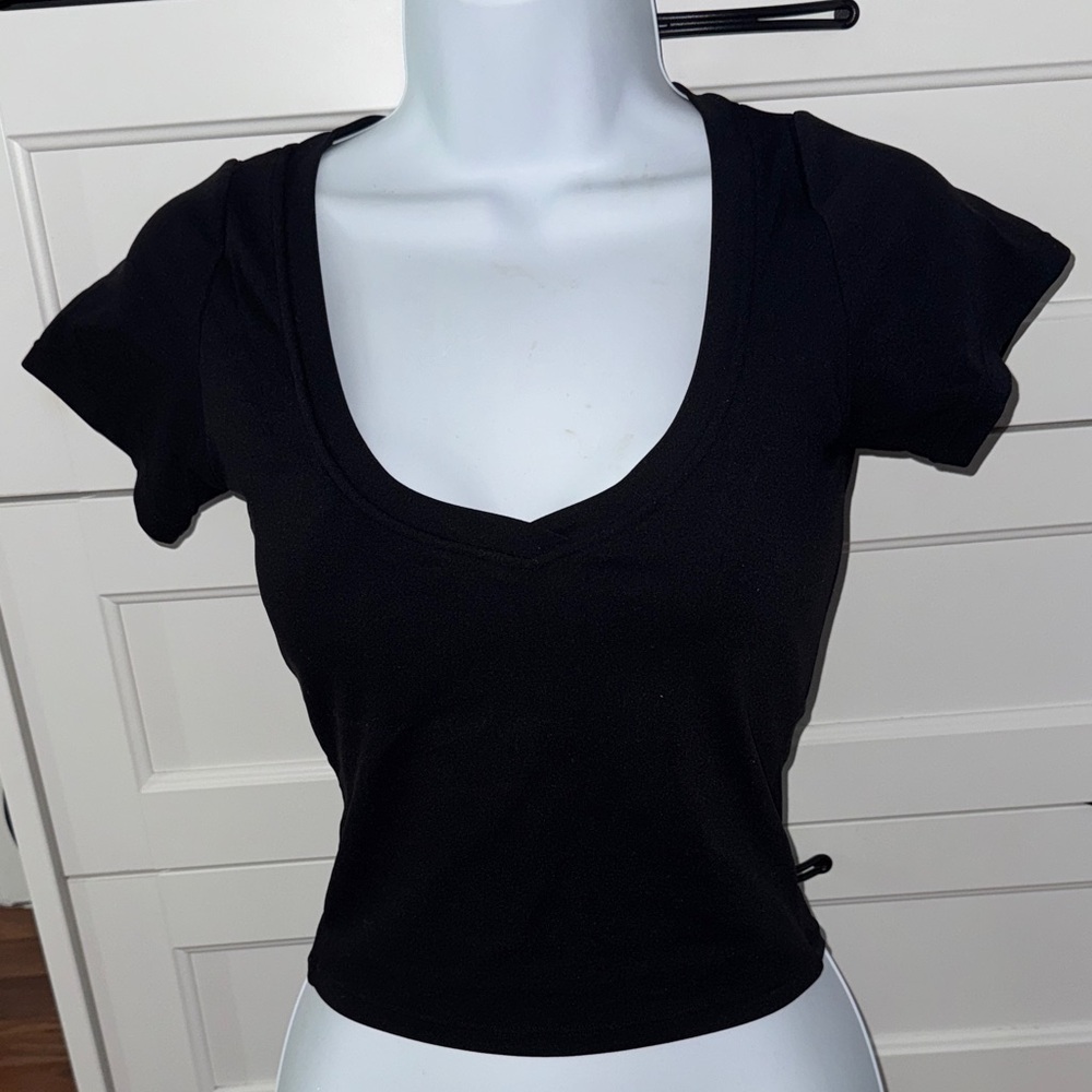 Vitality V-neck Tee